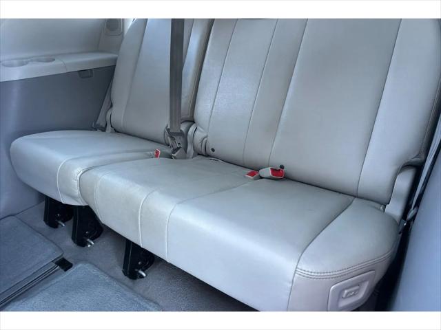 2011 Toyota Sienna Ltd