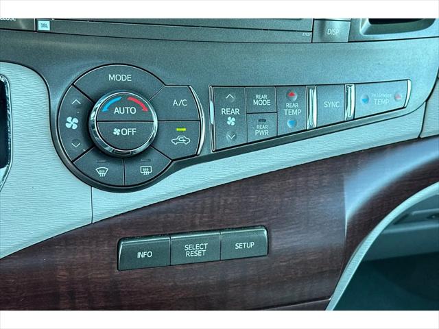 2011 Toyota Sienna Ltd