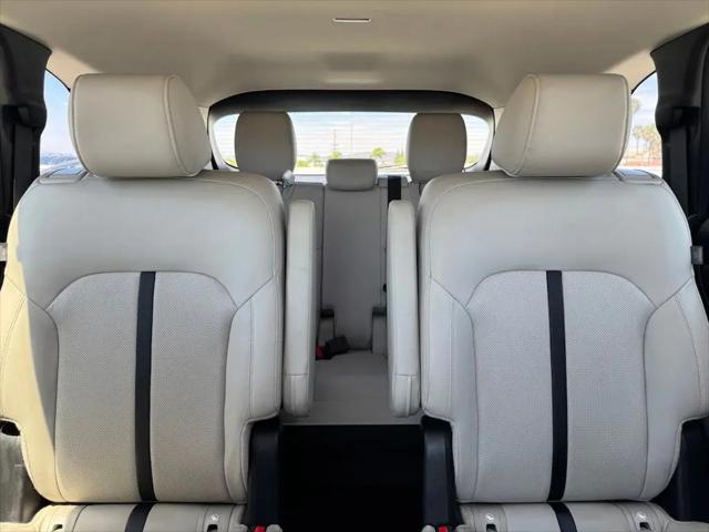 2024 Mazda X-90 Premium