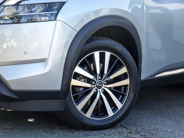 2023 Nissan Pathfinder Platinum 4WD