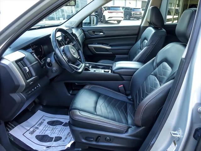 2023 Nissan Pathfinder Platinum 4WD