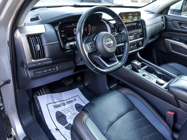 2023 Nissan Pathfinder Platinum 4WD