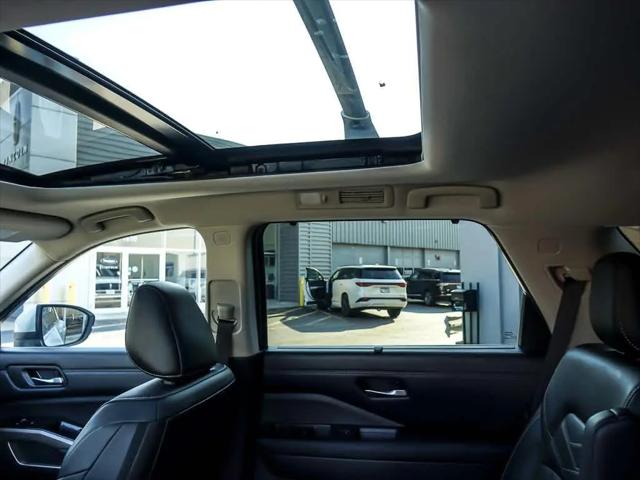 2023 Nissan Pathfinder Platinum 4WD