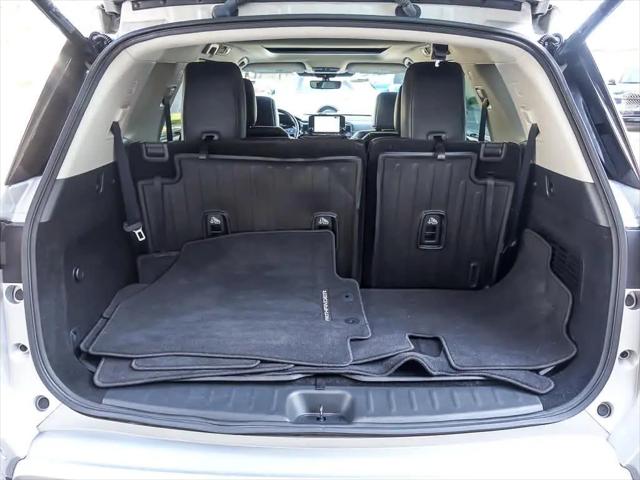 2023 Nissan Pathfinder Platinum 4WD