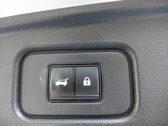 2023 Nissan Pathfinder Platinum 4WD