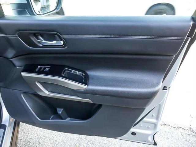 2023 Nissan Pathfinder Platinum 4WD