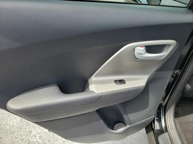 2017 Kia Niro LX