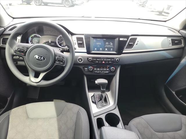 2017 Kia Niro LX