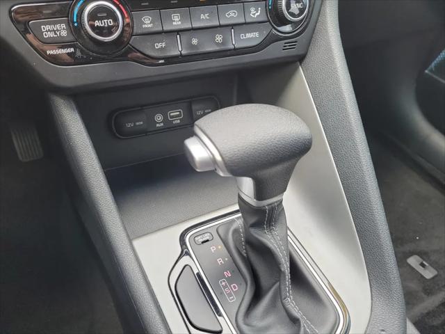 2017 Kia Niro LX