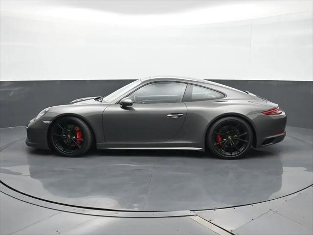 2019 Porsche 911 Carrera 4S