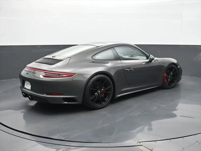 2019 Porsche 911 Carrera 4S
