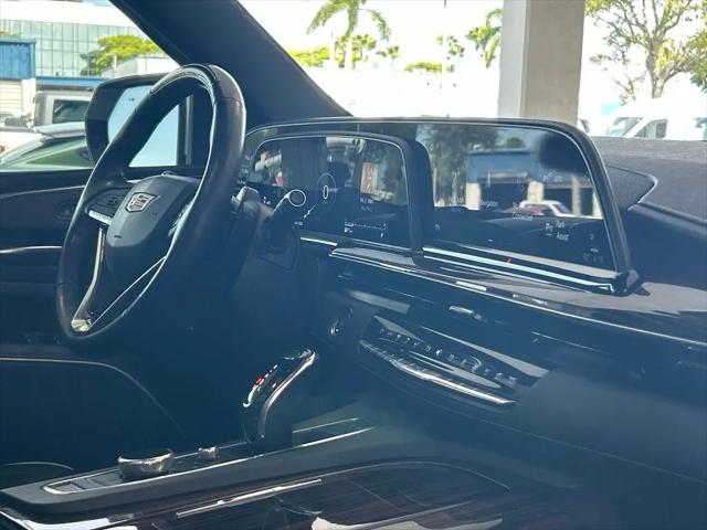 2022 Cadillac Escalade 2WD Premium Luxury