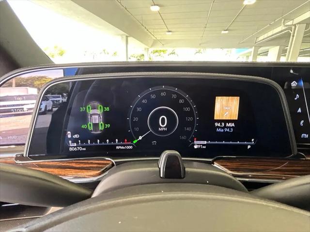 2022 Cadillac Escalade 2WD Premium Luxury