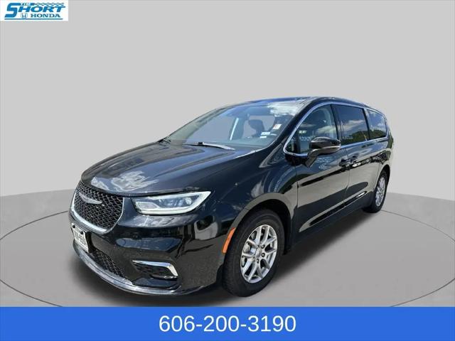 2024 Chrysler Pacifica Touring L for sale in Ivel, KY