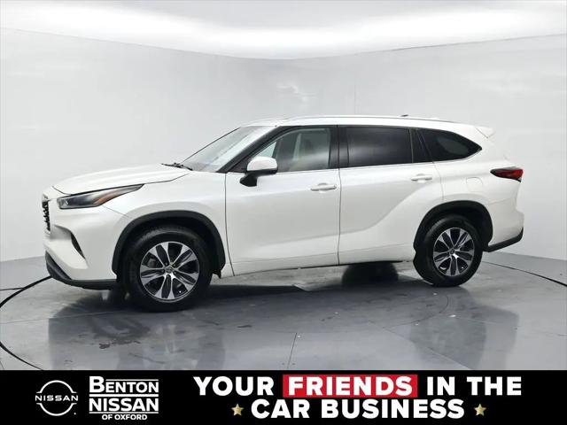 2021 Toyota Highlander XLE for sale in Oxford, AL