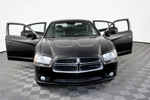 2014 Dodge Charger R/T Plus