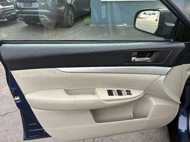 2010 Subaru Outback 2.5i Premium