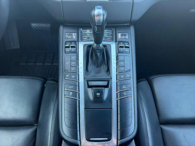 2015 Porsche Macan S