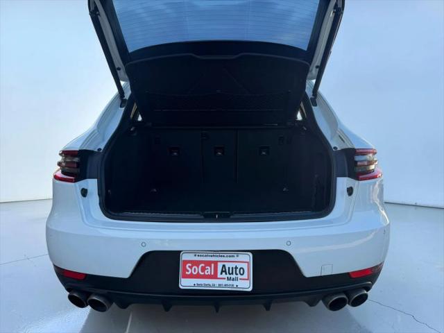 2015 Porsche Macan S