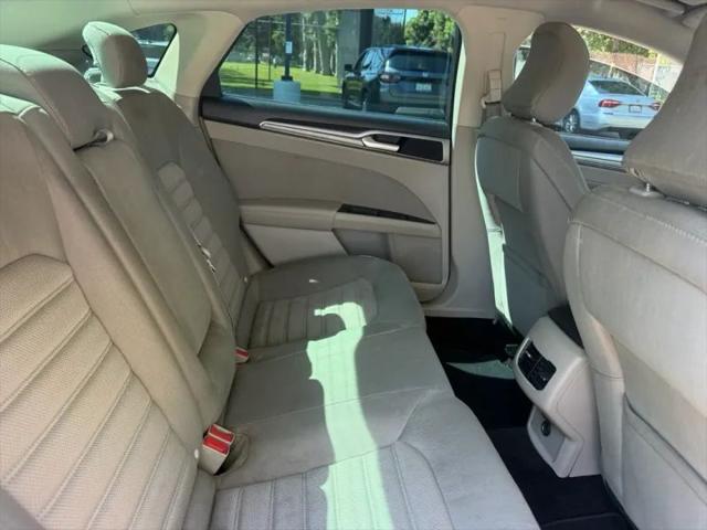 2019 Ford Fusion SE