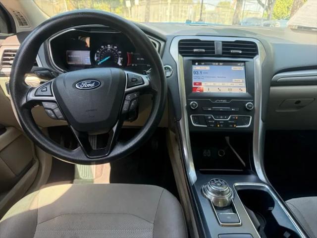 2019 Ford Fusion SE