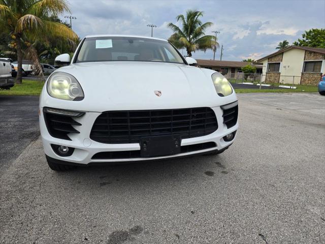 2015 Porsche Macan S
