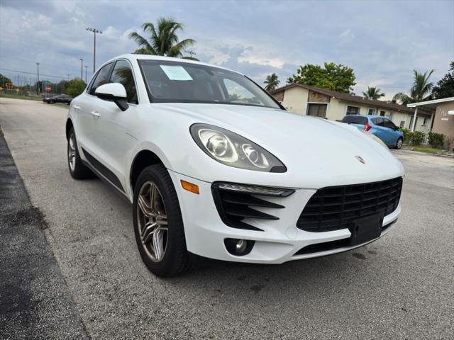 2015 Porsche Macan S