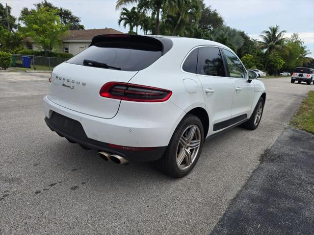 2015 Porsche Macan S