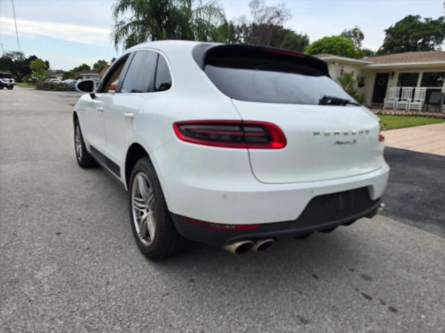 2015 Porsche Macan S