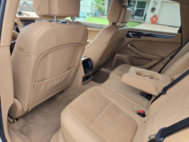 2015 Porsche Macan S