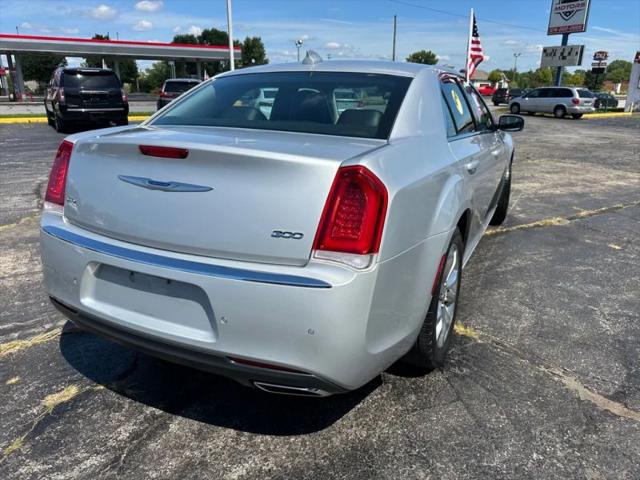 2021 Chrysler 300 Touring L AWD