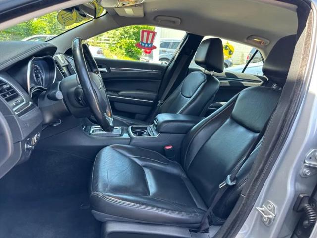 2021 Chrysler 300 Touring L AWD