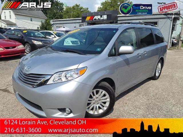2015 Toyota Sienna XLE 8 Passenger for sale in Cleveland, OH