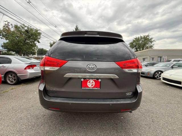 2012 Toyota Sienna XLE 7 Passenger