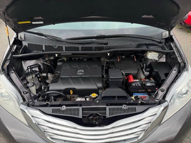 2012 Toyota Sienna XLE 7 Passenger