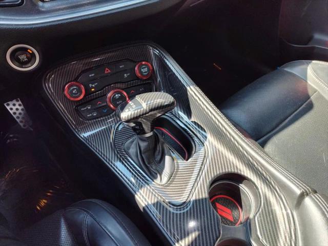 2015 Dodge Challenger SXT Plus