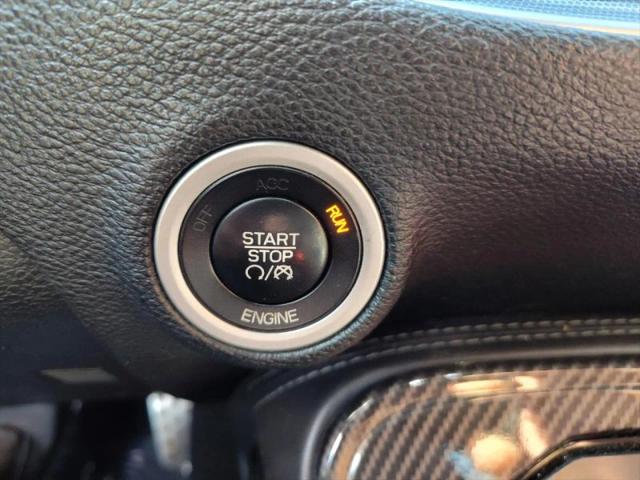 2015 Dodge Challenger SXT Plus