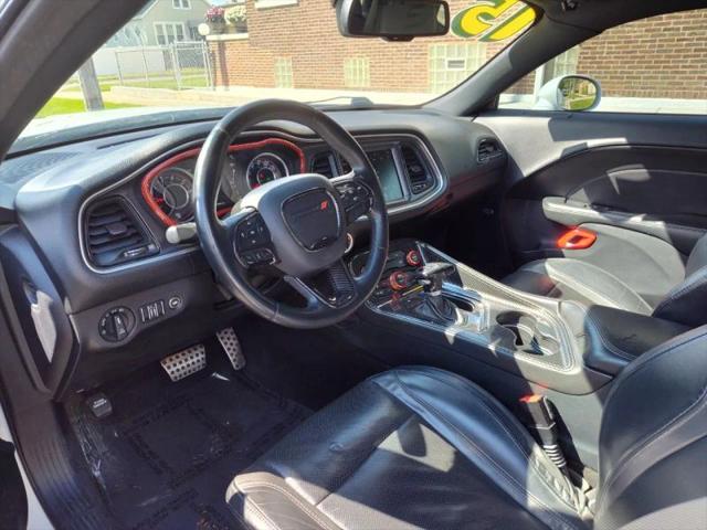 2015 Dodge Challenger SXT Plus