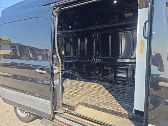 2018 Ford Transit w/Sliding Side Door