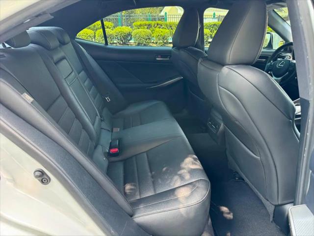 2017 Lexus IS 200t IS Turbo