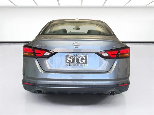 2023 Nissan Altima SL FWD