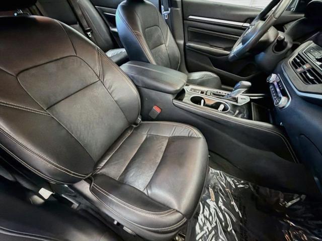 2023 Nissan Altima SL FWD