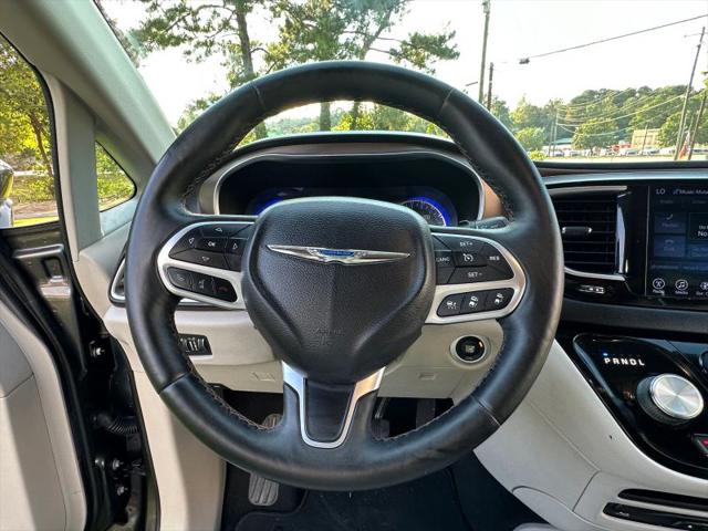 2017 Chrysler Pacifica Touring-L Plus