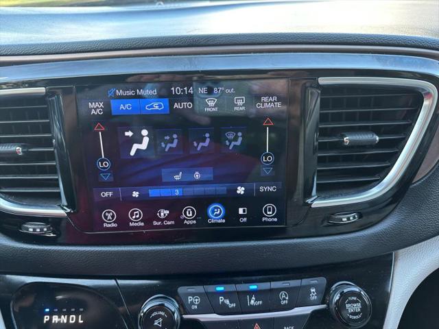 2017 Chrysler Pacifica Touring-L Plus