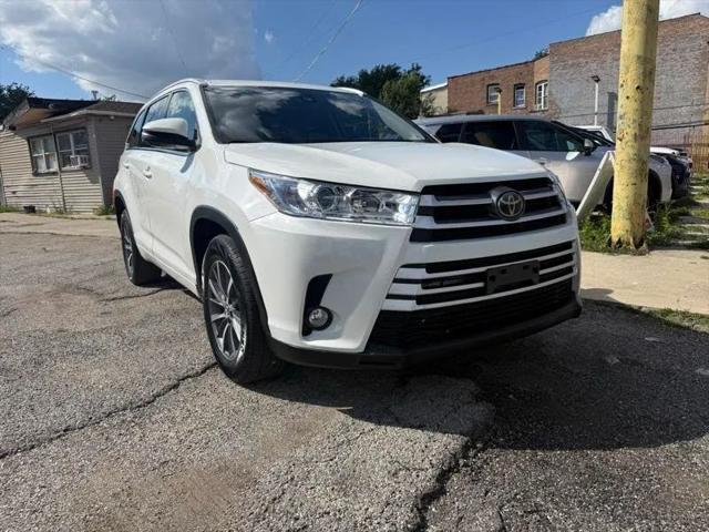 2018 Toyota Highlander XLE for sale in Chicago, IL