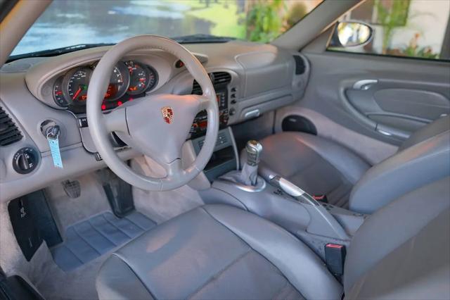 2004 Porsche 911 911 Carrera