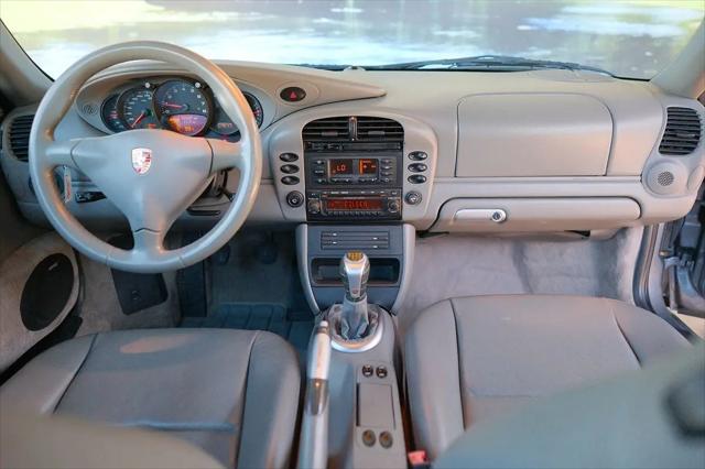 2004 Porsche 911 911 Carrera