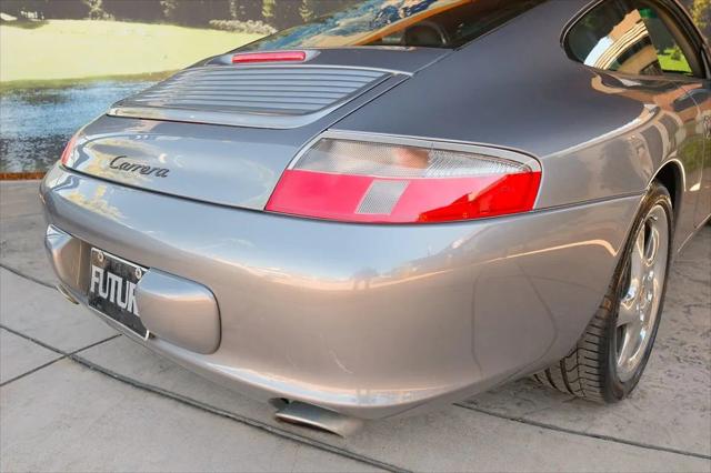 2004 Porsche 911 911 Carrera