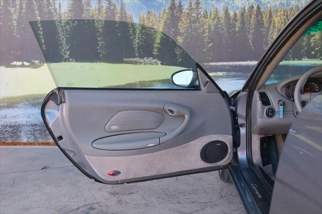 2004 Porsche 911 911 Carrera