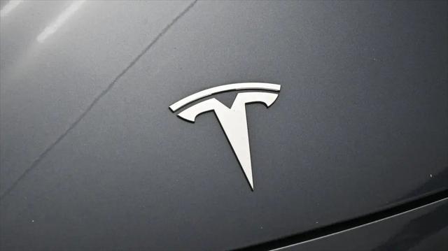 2024 Tesla Model 3 Long Range Dual Motor Rear-Wheel Drive
